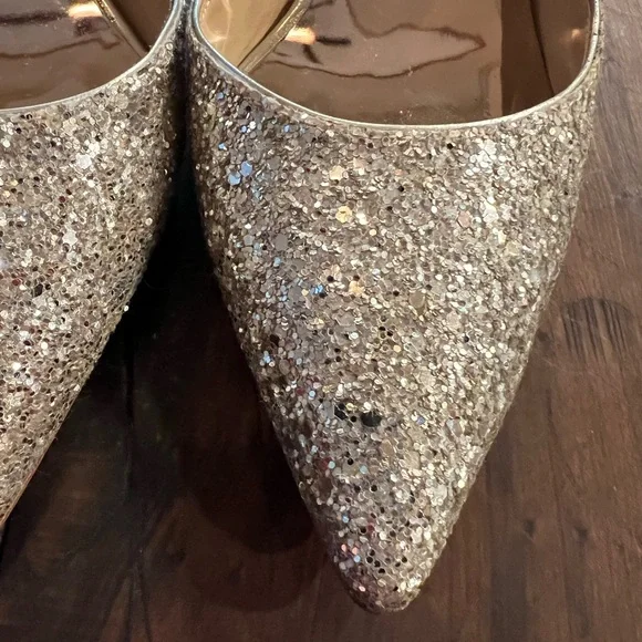 Badgley Mischka Gold Glitter Heels - Picture 3 of 9